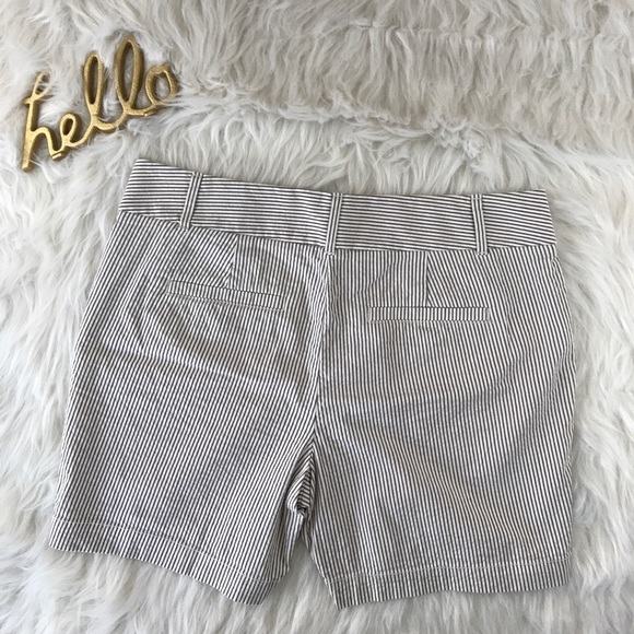 Ann Taylor Loft Shorts SZ 4 Tan Striped - Picture 2 of 8